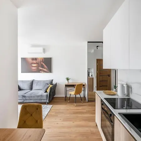Zalia Kopa Paupys Apartment