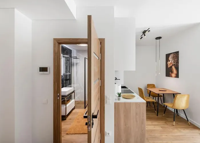 Zalia Kopa Paupys * Vilnius